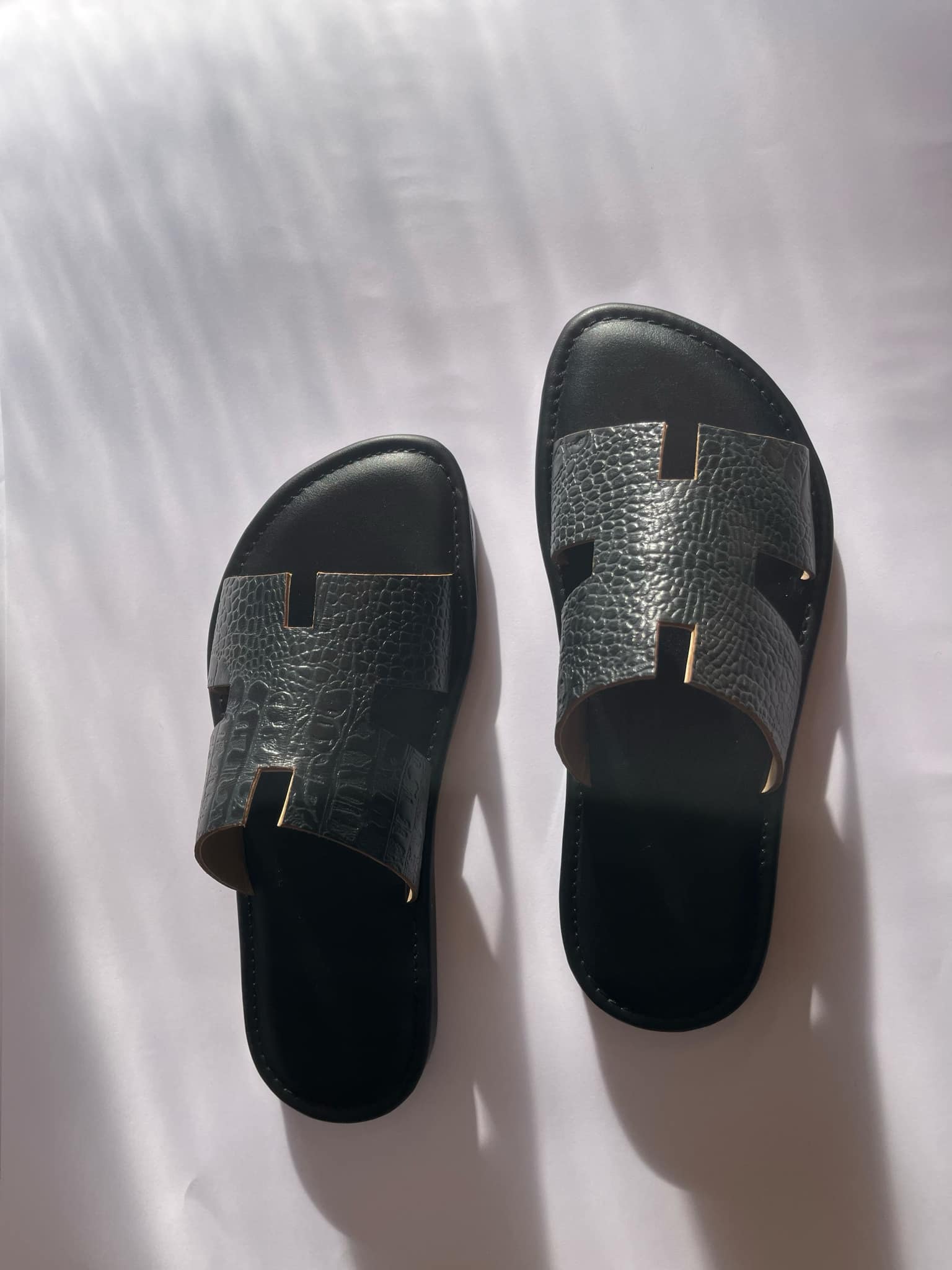 H Shape lzmiri In Snake Pattern